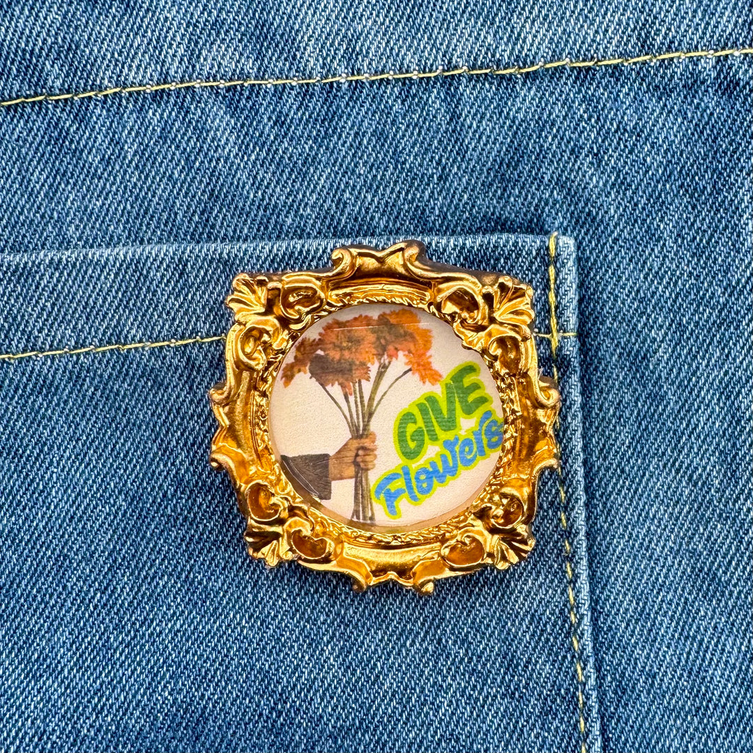 PICTURE FRAME BROOCH PIN