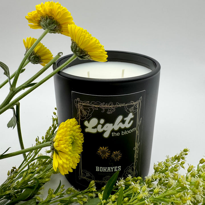 LIGHT THE BLOOM CANDLE