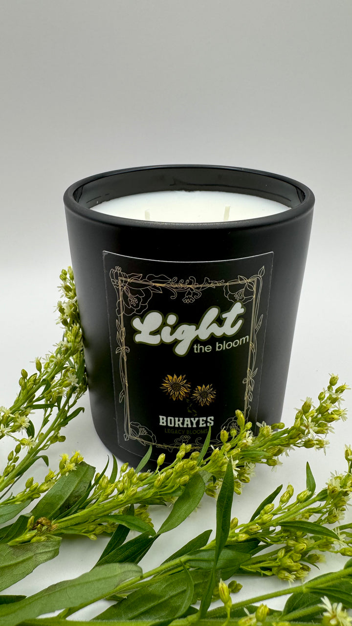 LIGHT THE BLOOM CANDLE